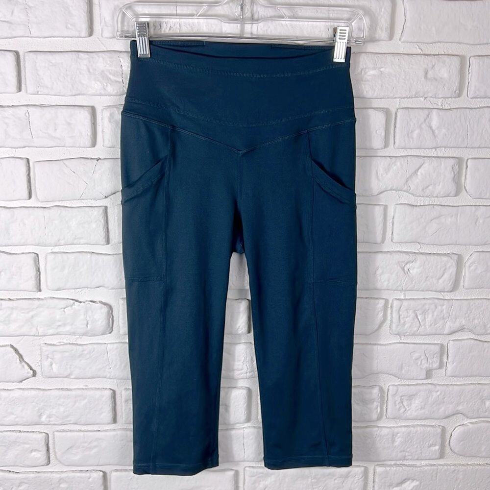 Free People FP Movement capri length leggings size small